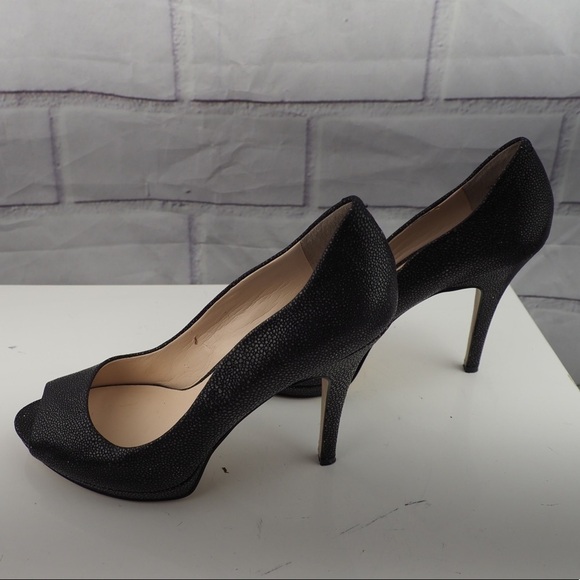 Boutique 9 Talia 7.5 black platform peeptoe pumps - Picture 3 of 10